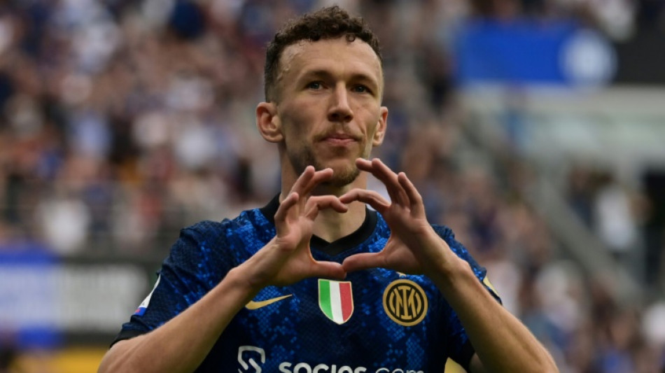 Tottenham sign Perisic on free transfer from Inter Milan