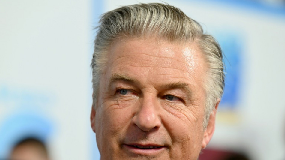 Los cargos de homicidio involuntario contra Alec Baldwin serán retirados, dicen los fiscales