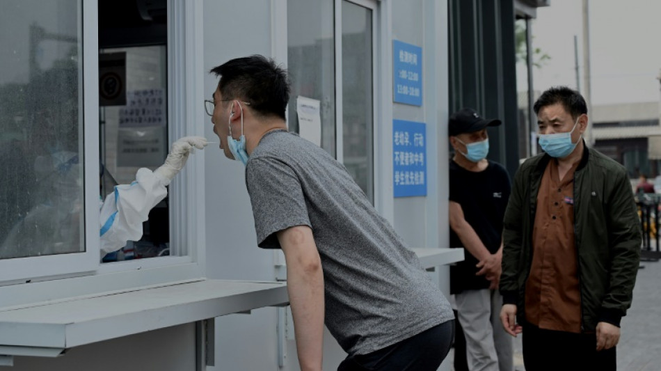 La política "covid cero" en China deprime a las empresas y a los empleados 