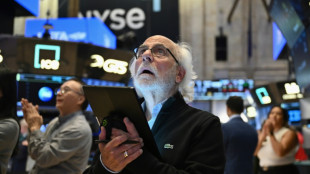 Wall Street termine en baisse, attentisme avant Nvidia