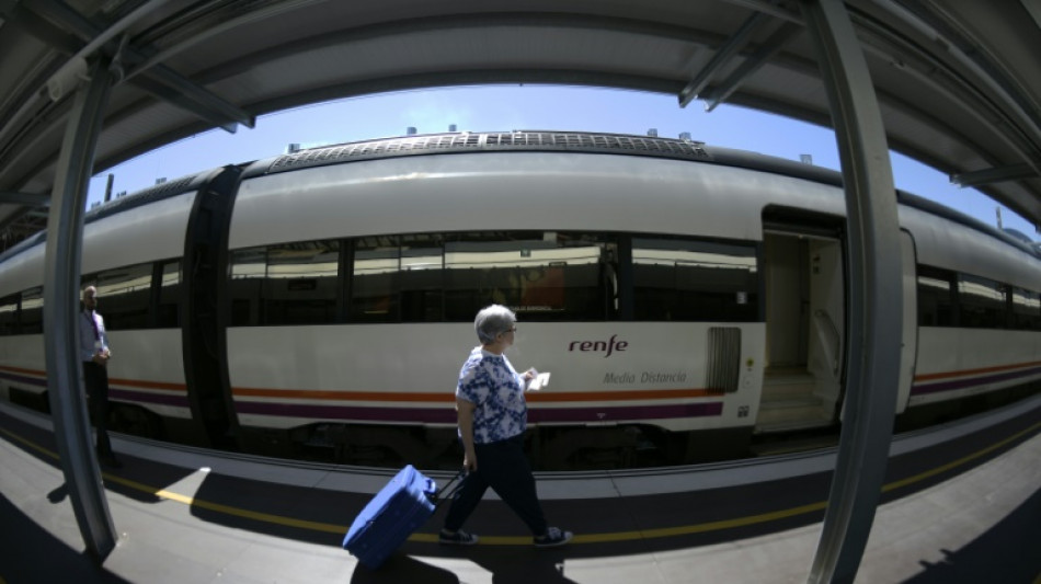 Dimisiones en España por unos trenes demasiado grandes para los túneles