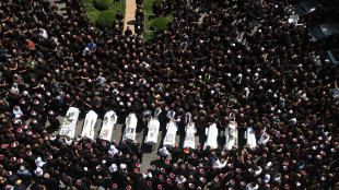 In migliaia ai funerali dei 12 bambini uccisi a Majdal