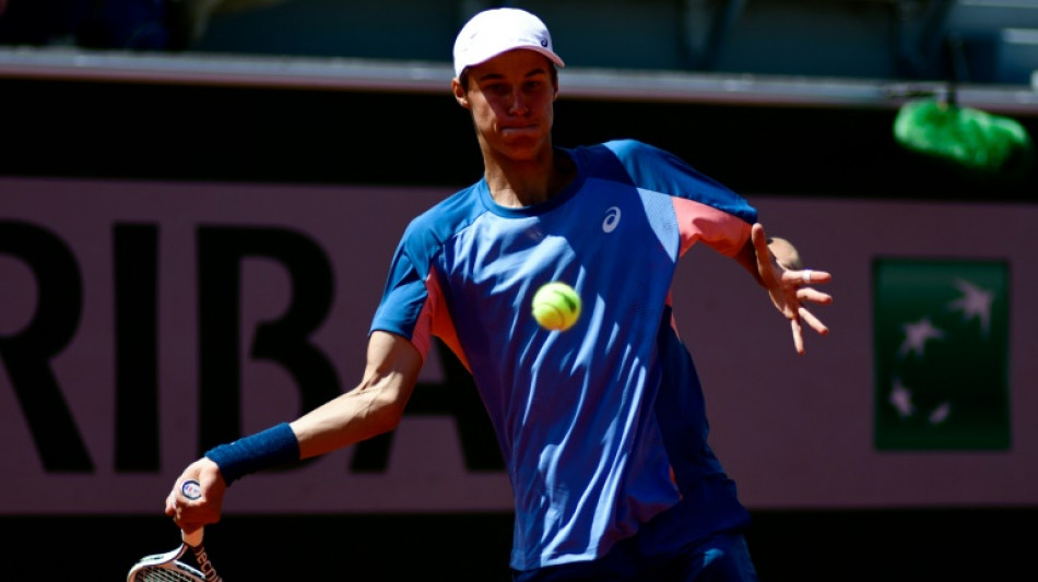 Roland-Garros: le Français Gabriel Debru couronné en juniors