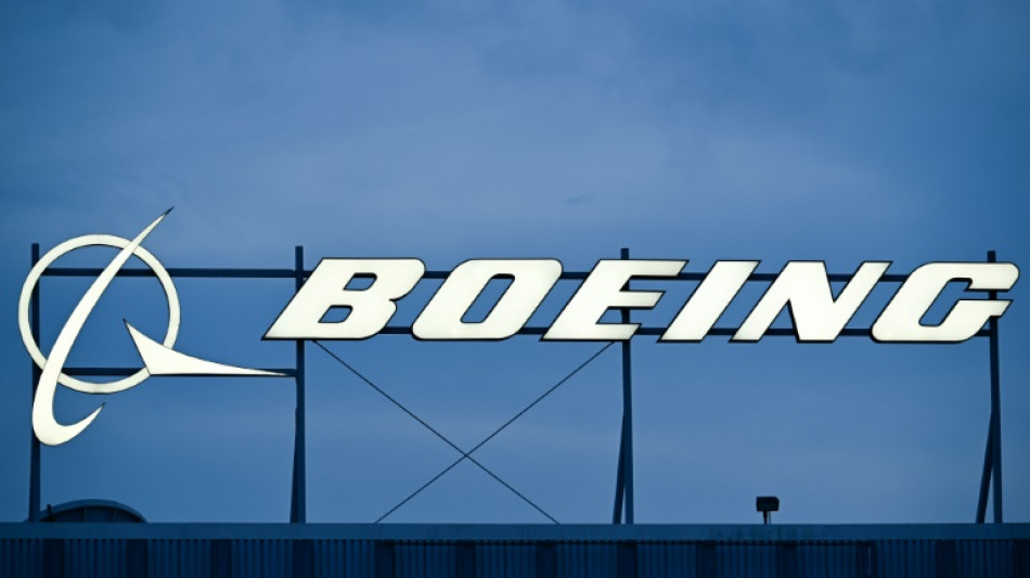 Boeing, en pleine crise, remanie sa direction et va changer de patron