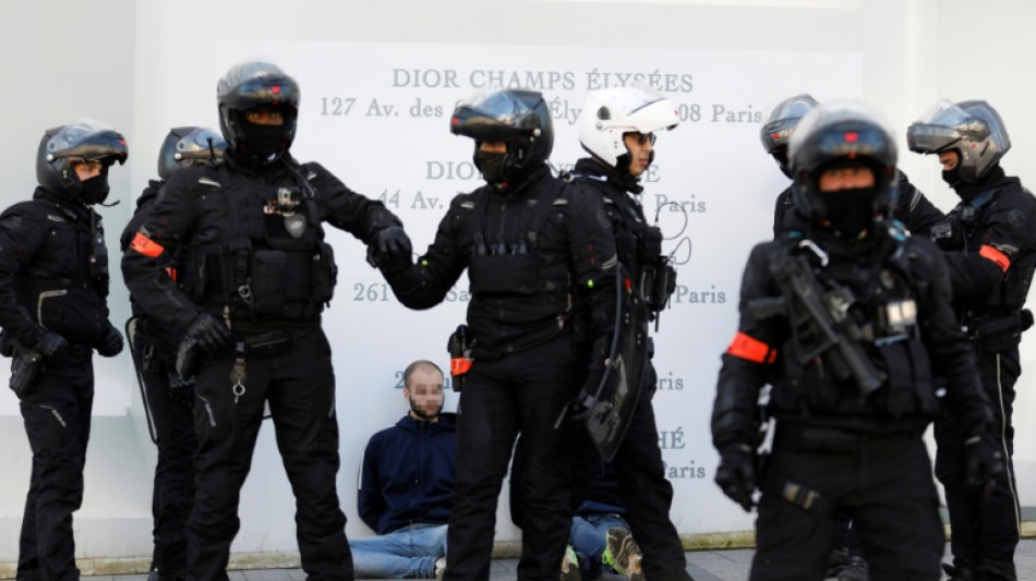 Convois anti-pass: 97 interpellations, 513 verbalisations, selon la préfecture de police de Paris