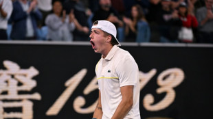 Open d'Australie: le Français Arthur Cazaux s'offre le N.8 mondial Holger Rune au 2e tour