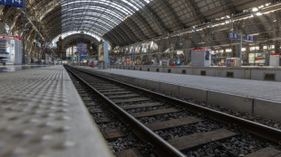 Eisenbahn- und Verkehrsgewerkschaft schließt Warnstreiks vor und über Ostern aus