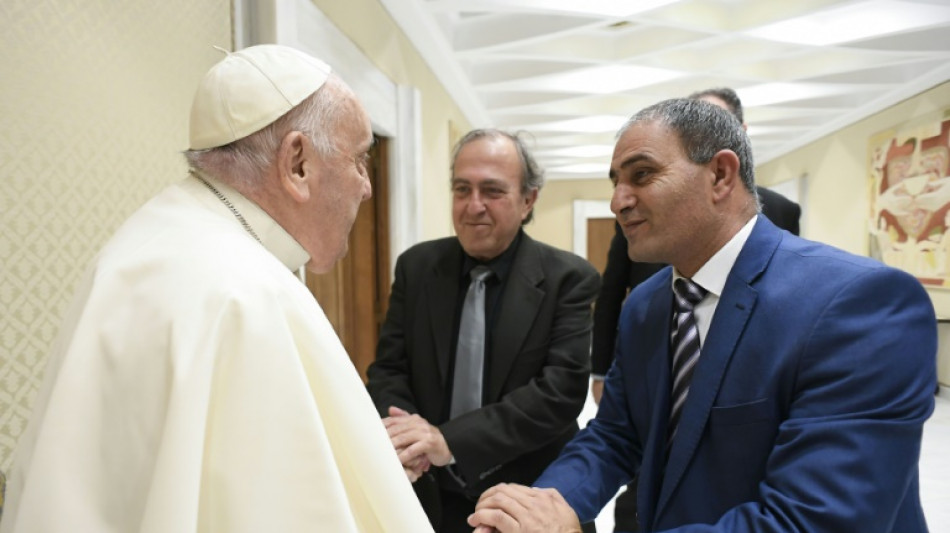 Papa se solidariza com católicos da Terra Santa