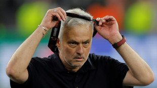 Ligue Europa: procédure contre Mourinho pour "langage insultant" envers l'arbitre (UEFA)