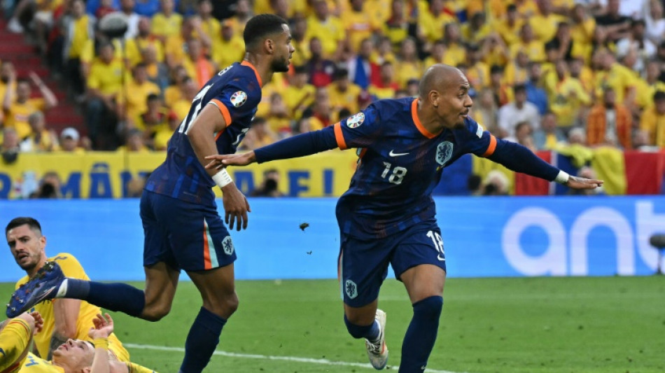 Malen doubles up as Dutch beat Romania to reach Euro 2024 quarters