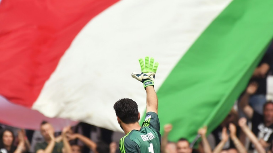 Foot: Gianluigi Buffon met officiellement un terme à sa carrière à 45 ans (joueur sur réseaux sociaux)