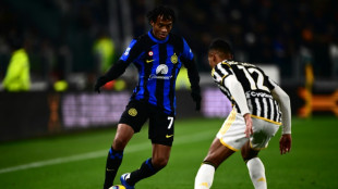 Cuadrado desfalcará Inter de Milão por 'pelo menos 3 meses' por lesão