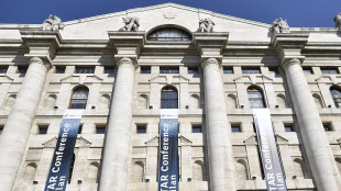 Borsa: Milano chiude in rialzo dell'1,43%