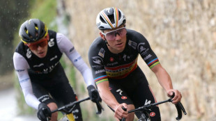 Dura caída de Vingegaard, Roglic y Evenepoel en la Vuelta al País Vasco