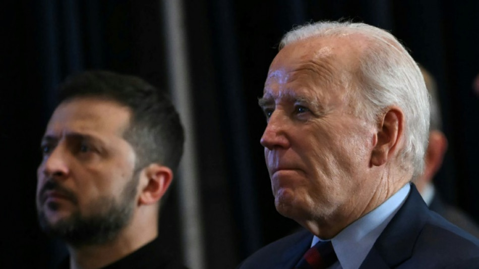 Biden annonce une aide militaire de 8 milliards de dollars à l'Ukraine avant de recevoir Zelensky