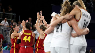 De la canasta de espaldas a la plata, España roza el título olímpico en el 3x3