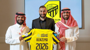 Benzema é oficialmente apresentado no Al-Ittihad