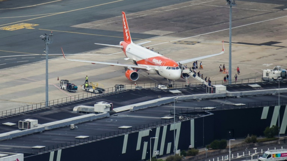 Pilotos de Easyjet inician huelga en España