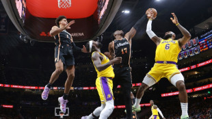 NBA: James fête son anniversaire avec 47 points, les Lakers régalent