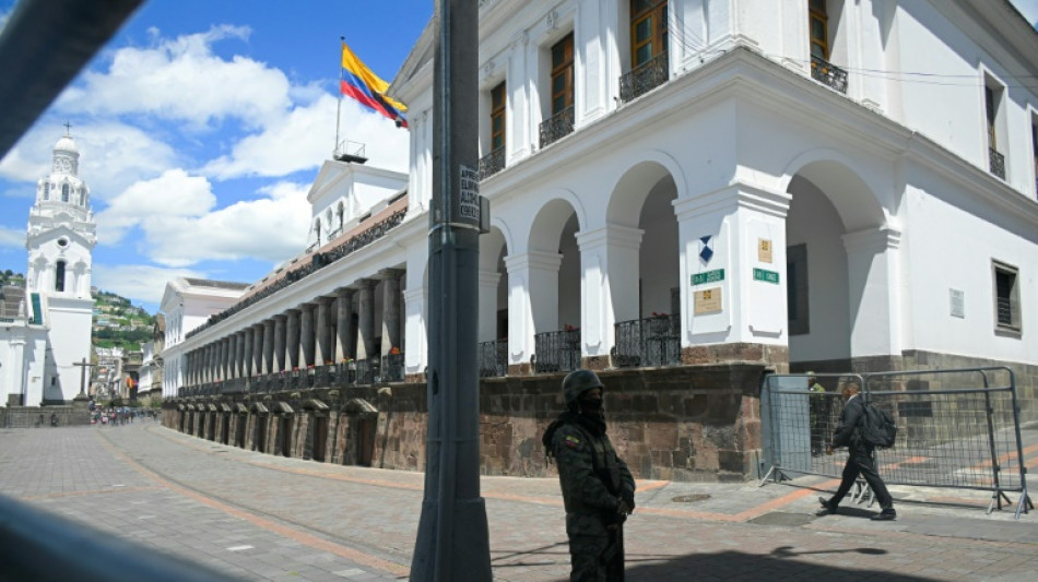 Equador está aberto a resolver diferenças com México após invasão de embaixada