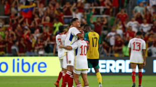 Venezuela vence Jamaica (3-0) e vai enfrentar Canadá nas quartas da Copa América