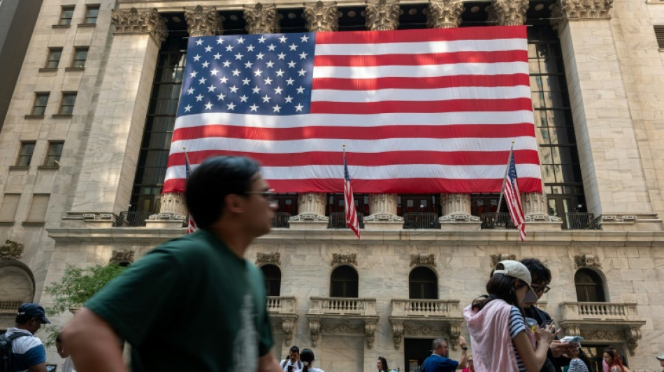 Wall Street termine en modeste hausse après l'inflation américaine