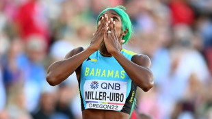 Miller-Uibo, bicampeã dos 400m, se lesiona e não vai competir em Paris-2024
