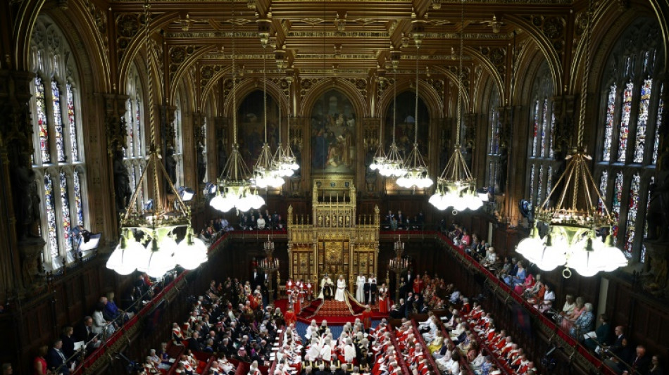 UK govt moves to oust hereditary peers from upper house