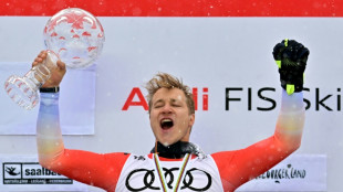 Ski: la descente de Saalbach annulée, pas d'explication finale entre Odermatt et Sarrazin