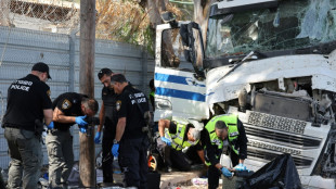 Lkw fährt in Israel in Bushaltestelle: Ein Toter und zahlreiche Verletzte