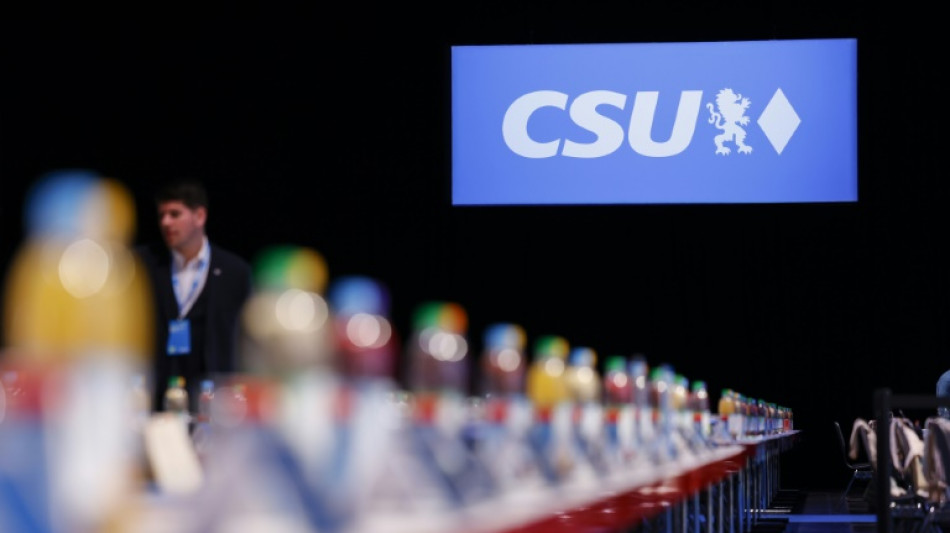 CSU startet Parteitag - Huber spricht von Auftakt zu Bundestagswahlkampf