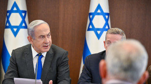 Netanyahu 'esausto' per voto alla Knesset, oggi non sarà dimesso