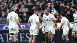 Six nations: carton plein pour les Bleus, laborieux mais victorieux