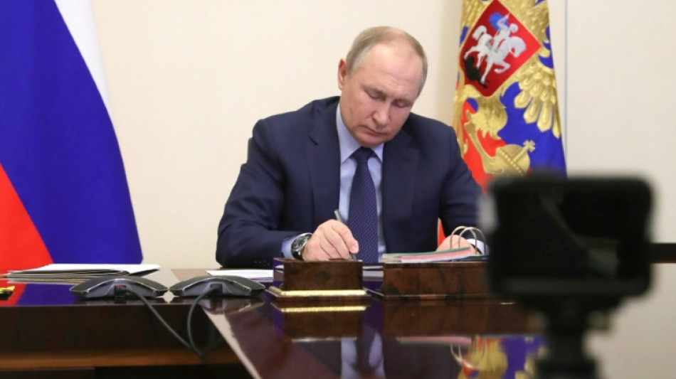 Poutine signe une loi réprimant les "mensonges" sur l'action de Moscou à l'étranger
