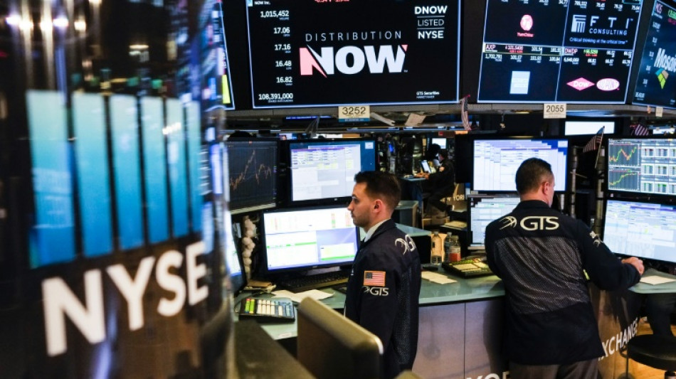 Wall Street ouvre en hausse, pas effrayée par la surprise sur l'emploi américain