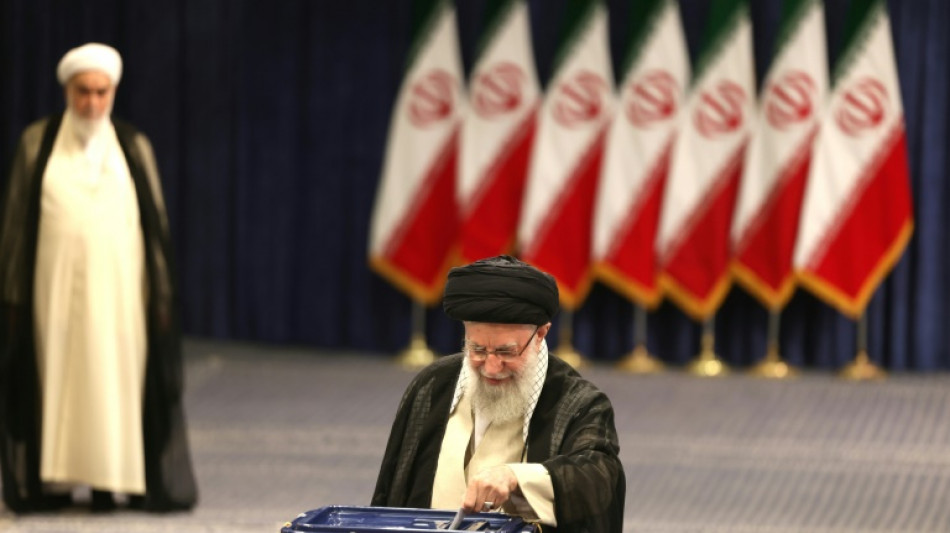 Reformist hopes for breakthrough as Iran votes