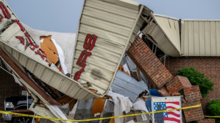 Tornados e tempestades deixam ao menos 14 mortos no sul dos EUA