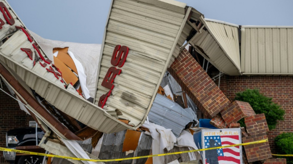 Un tornado deja al menos dos muertos en Texas, EEUU 