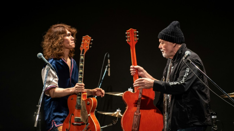 Rockero canadiense encuentra en Japón su guitarra robada hace 46 años