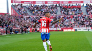 Girona goleia Almería (5-2) e alcança líder Real Madrid