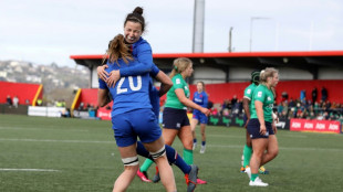 Six nations féminin: la France se rassure et déroule en Irlande