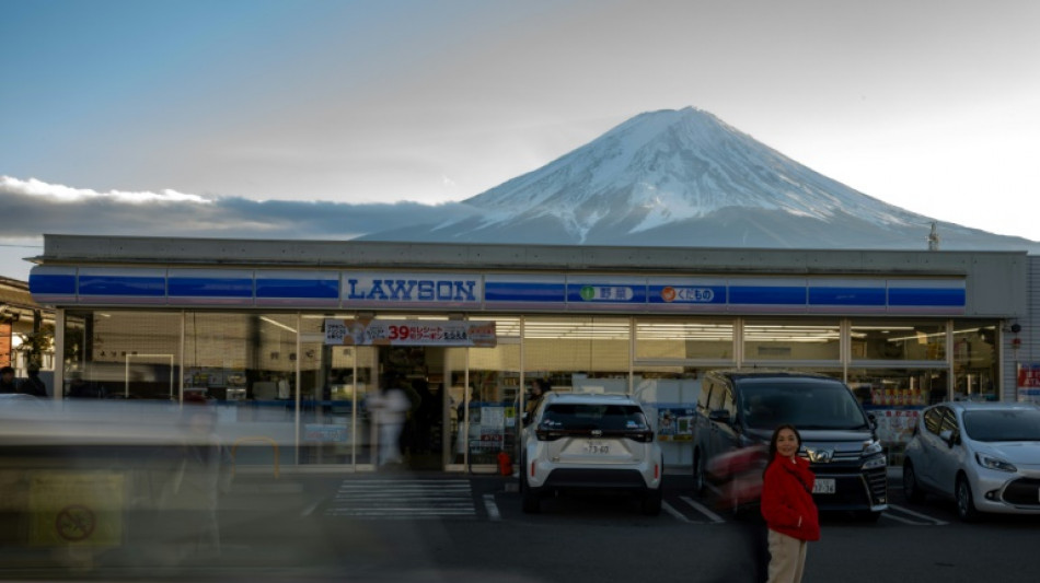 Japon: une ville va cacher une vue sur le Mont Fuji pour éviter le surtourisme