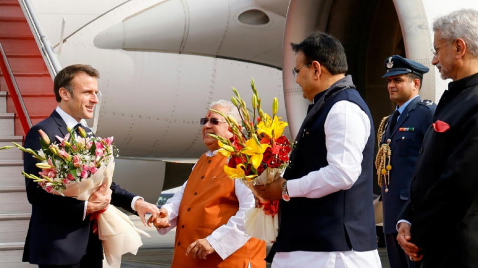 Modi déroule le tapis rouge à Macron au Rajasthan