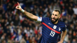 Benzema anuncia el "final" de su carrera en la selección de Francia