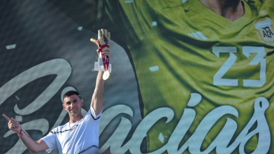 Argentine: le gardien Martinez acclamé par une foule impressionnante à Mar del Plata