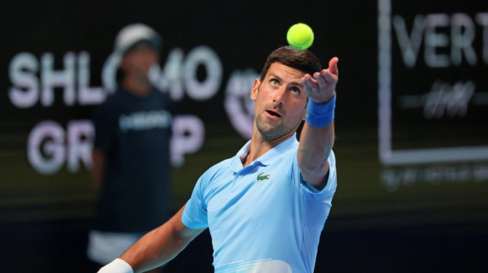 Tel-Aviv: maître de ses émotions, Djokovic se qualifie pour sa 4e finale de la saison