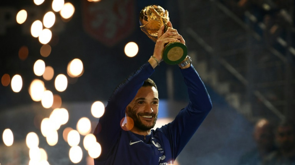 Bleus: clap de fin pour Lloris, capitaine fiable et durable