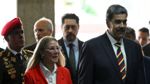 Maduro attends Supreme Court hoping to cement disputed vote win