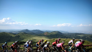 La 10e étape du Tour: ça redémarre fort en Auvergne