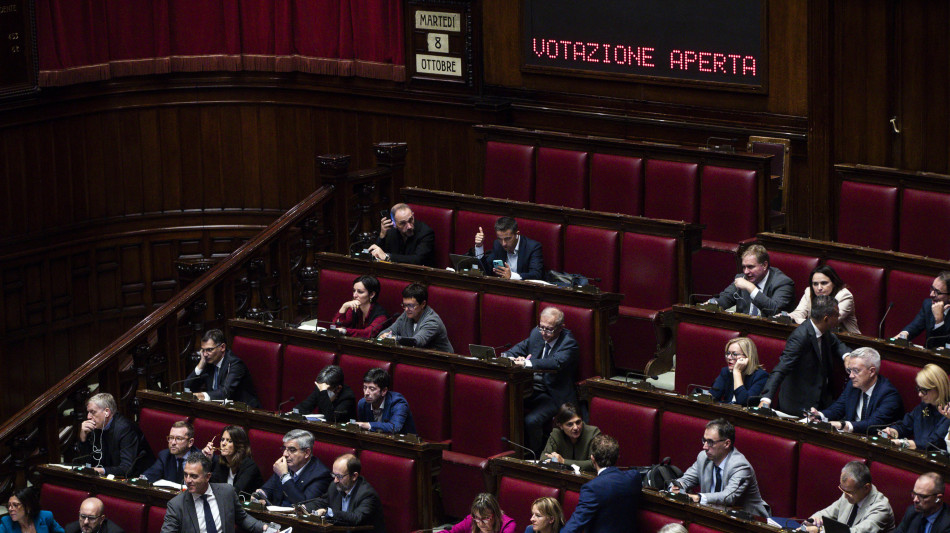 Consulta, Parlamento avanti con convocazioni periodiche